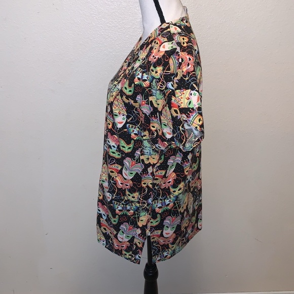 Scrubs black Mardi Gras Masks short sleeve scrub top - Picture 4 of 8